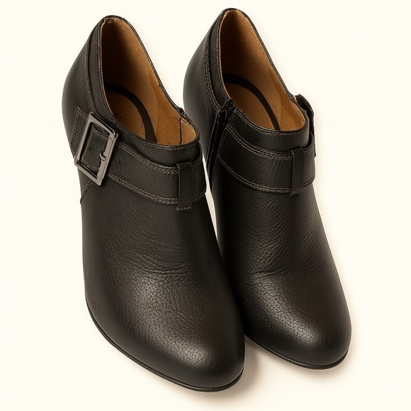 Eurosoft by Soffi Black Ankle Boots Size 8 | Buckle Detail 2.5” Heel Zip Closure - Picture 4 of 6